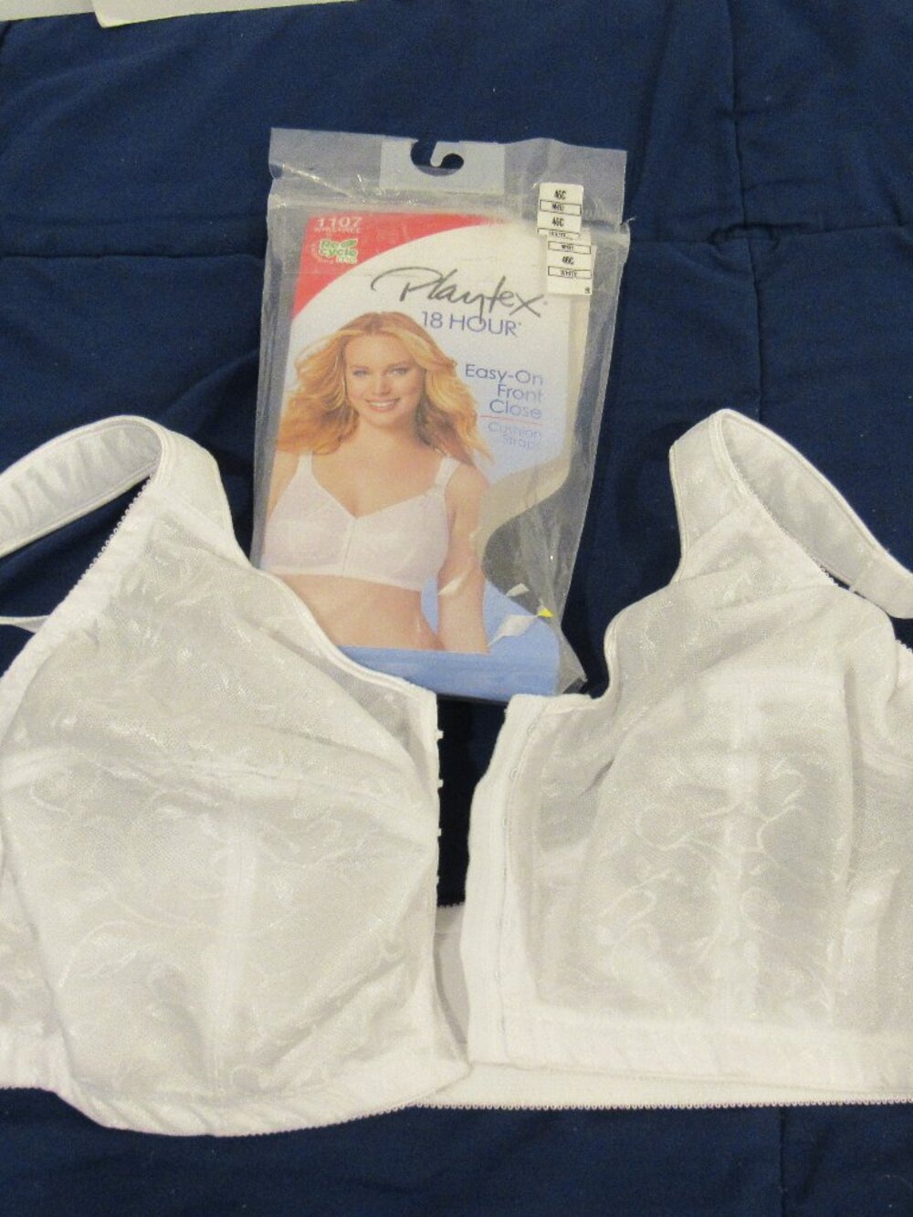 NEW $39 PLAYTEX 18 HOUR WHITE BRA SIZE 46C